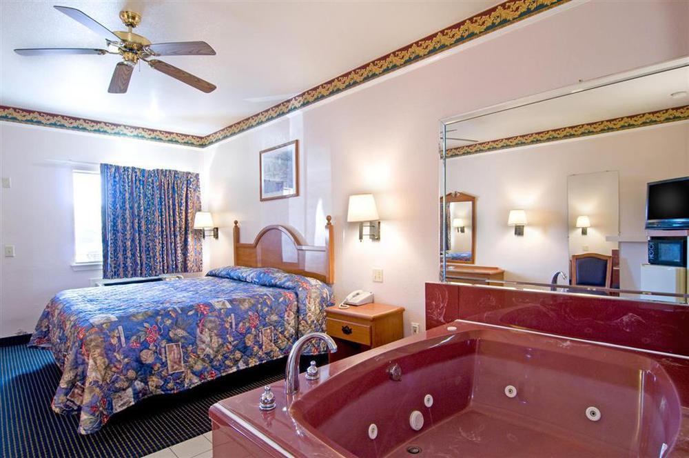 Americas Best Value Inn Downtown Houston Zimmer foto